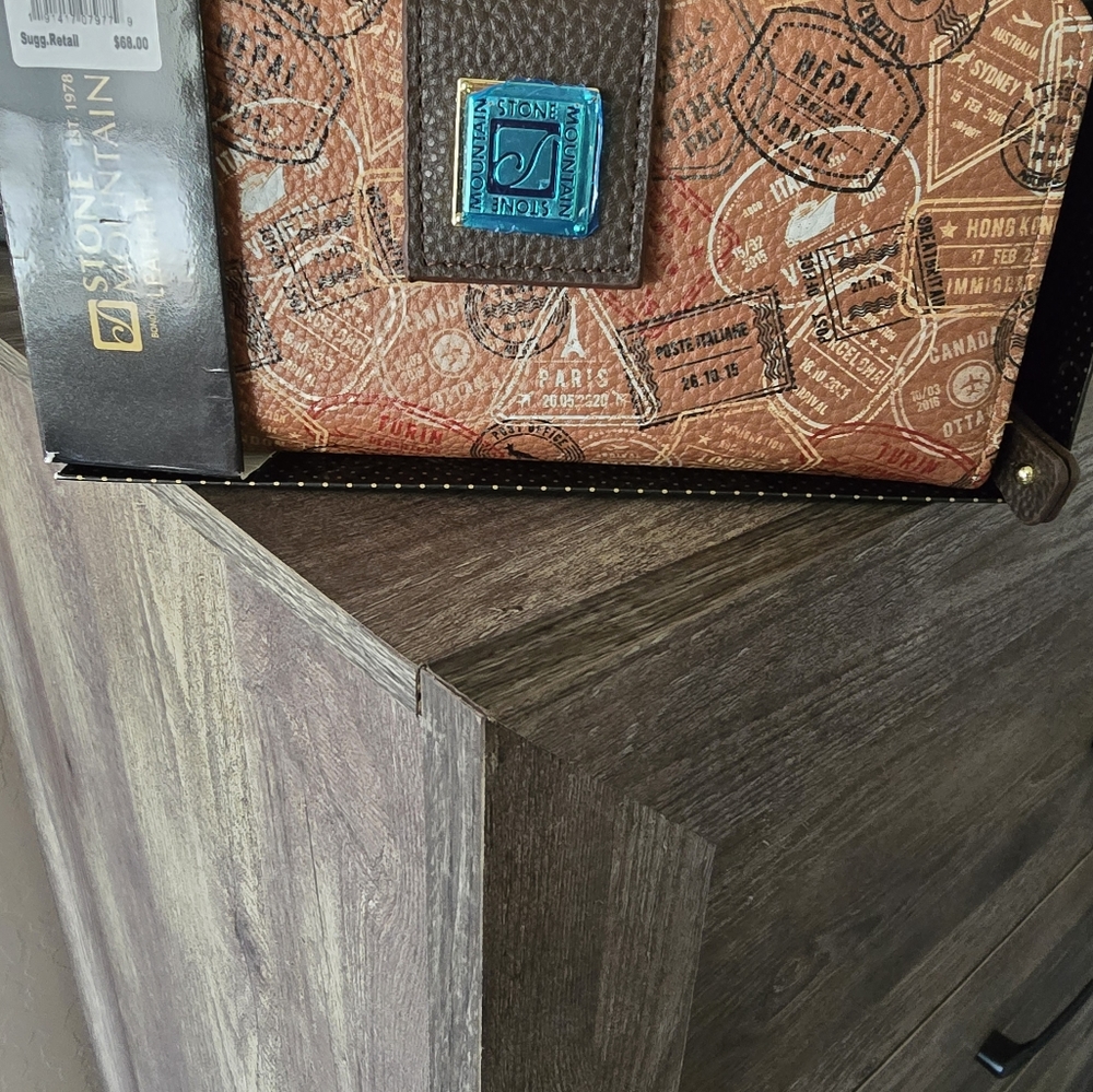 NEW WALLETS - Picture 6 of 8